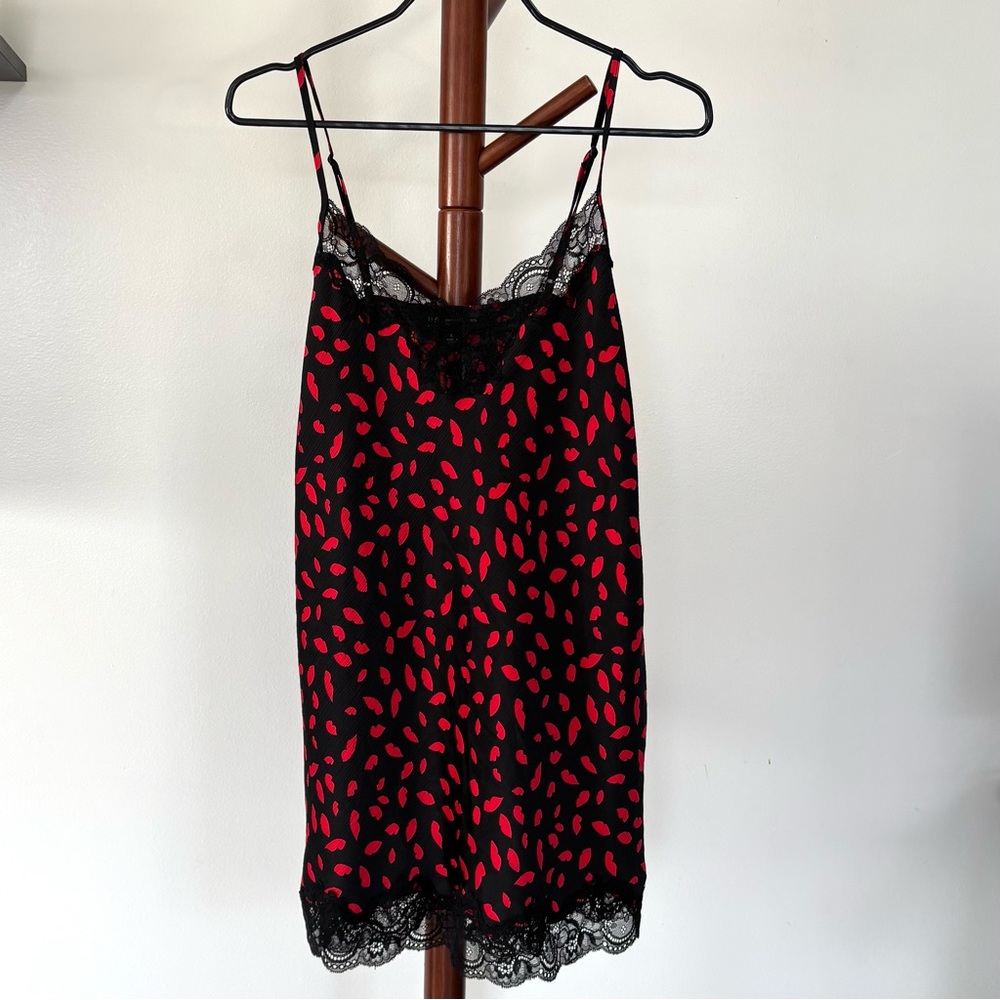 INC International Concepts Black and Red Patterned Chemise